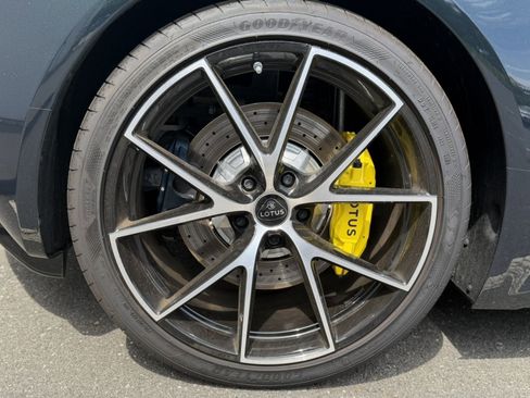 Used 2025 Lotus Emira RWD image 9