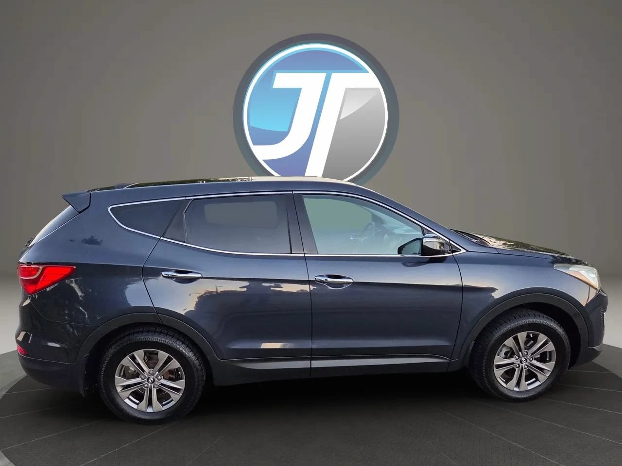 Used 2013 Hyundai Santa Fe Sport FWD image 3