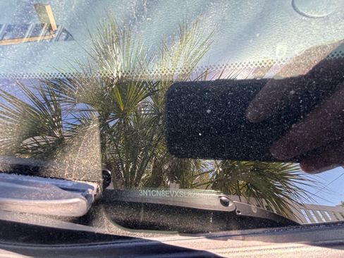 Used 2025 Nissan Versa SV image 10