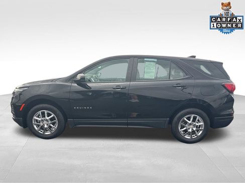 Used 2023 Chevrolet Equinox LS AWD/4WD image 6