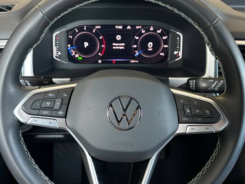 Used 2023 Volkswagen Atlas Cross Sport SE AWD/4WD image 23