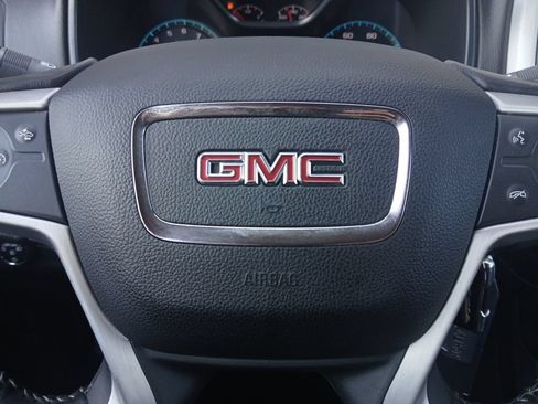 Used 2017 GMC Canyon SLT w/ Driver Alert Package AWD/4WD image 5