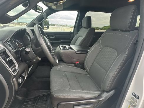 Used 2025 RAM 1500 Tradesman w/ Night Edition RWD image 4