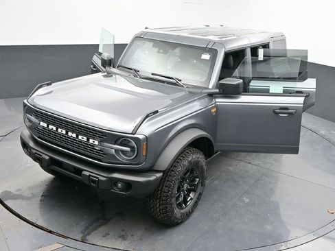 New 2026 Ford Bronco Badlands image 62