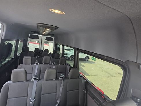 Used 2025 Mercedes-Benz Sprinter 2500 image 26