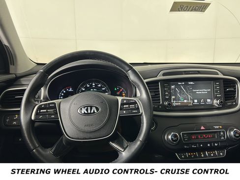 Used 2019 Kia Sorento SX w/ SX Touring Package image 9