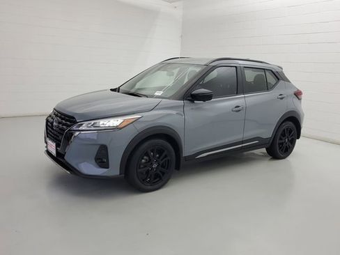 Used 2024 Nissan Kicks SR FWD image 1