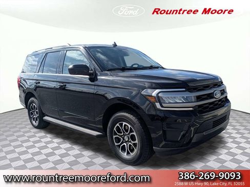 Used 2024 Ford Expedition XLT AWD/4WD image 1