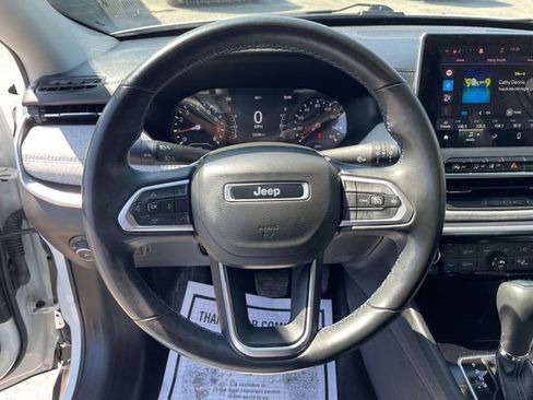 Used 2022 Jeep Compass Latitude w/ Convenience Group AWD/4WD image 19