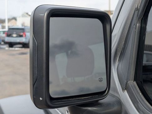 Used 2019 Jeep Wrangler Unlimited Sport S image 3