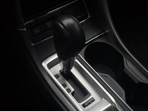 Used 2020 Subaru Ascent Premium w/ Convenience Package image 23