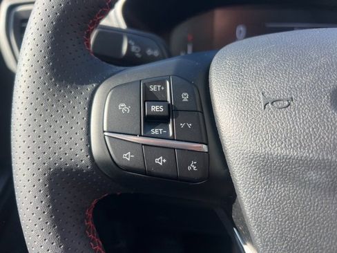 Certified 2024 Ford Escape ST-Line w/ Tech Pack #1 image 9