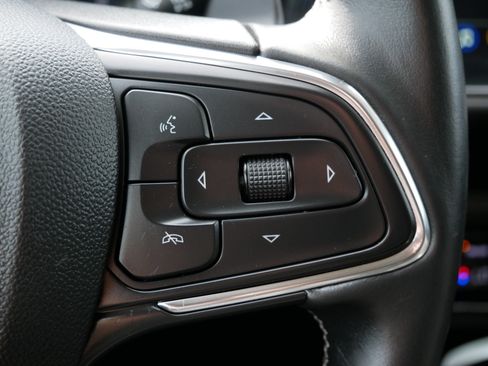 Used 2023 Buick Envision Essence image 24