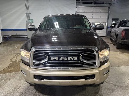 Used 2017 RAM 2500 Longhorn image 3