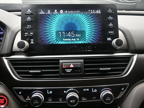 Used 2019 Honda Accord EX image 11
