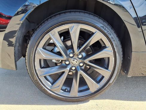 Used 2024 Toyota Corolla SE image 19