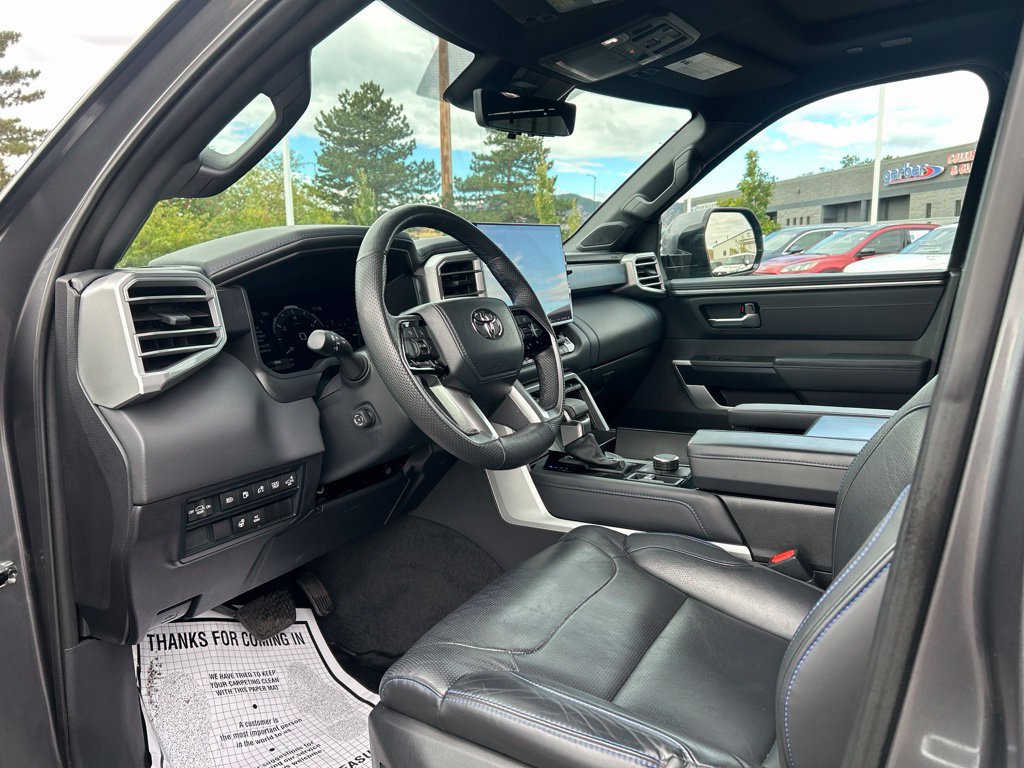 Used 2024 Toyota Sequoia Platinum AWD/4WD image 23