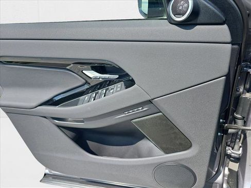 New 2026 Land Rover Range Rover Evoque S image 27