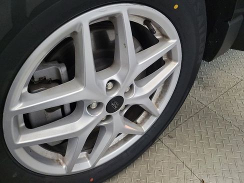 Used 2023 Ford Edge SEL image 31