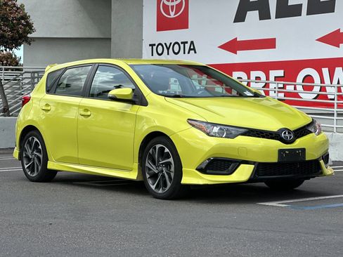Used 2016 Scion iM FWD image 8