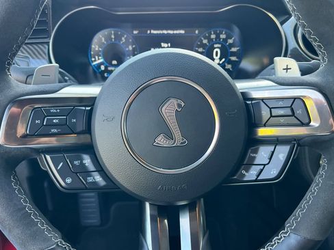 Used 2020 Ford Mustang Shelby GT500 w/ Technology Package image 29