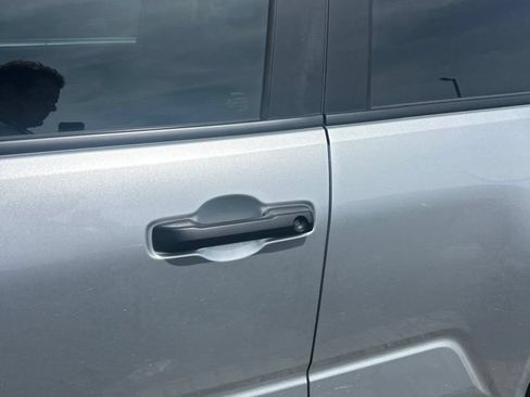 Used 2025 Toyota 4Runner SR5 RWD image 11
