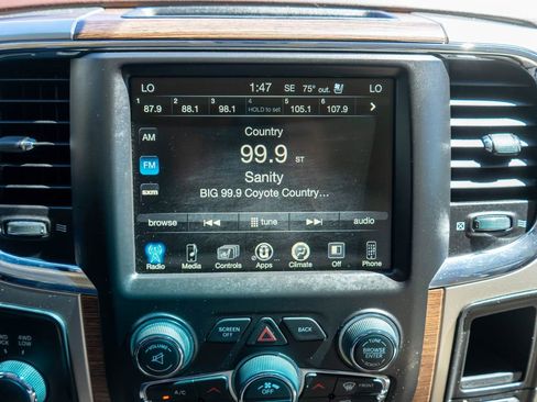 Used 2017 RAM 2500 Laramie AWD/4WD image 22