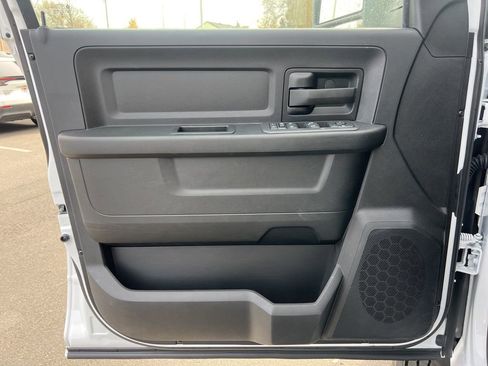 New 2026 RAM 5500 Tradesman AWD/4WD image 10