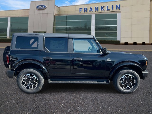New 2026 Ford Bronco Outer Banks AWD/4WD image 8