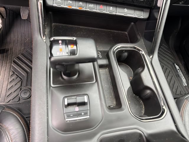Used 2024 GMC Sierra 1500 AT4 w/ Technology Package AWD/4WD image 23
