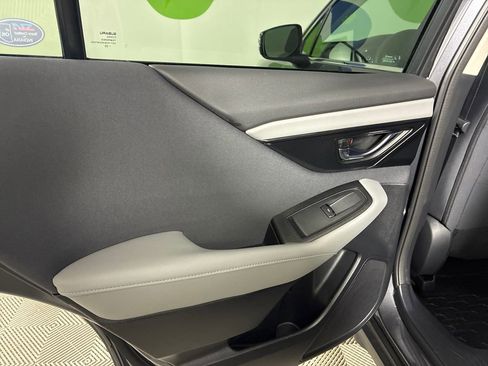 Used 2025 Subaru Outback Premium w/ Popular Package #1A image 24