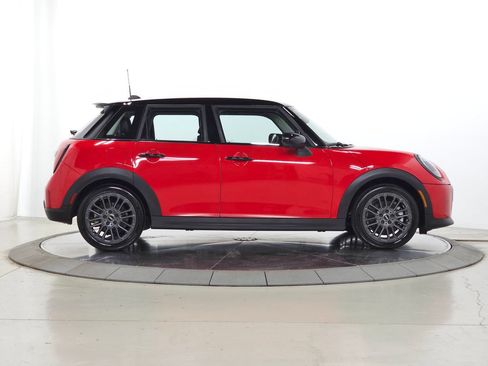 Used 2025 MINI Cooper S FWD image 11