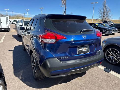 Used 2019 Nissan Kicks SR w/ SR Premium Package image 9