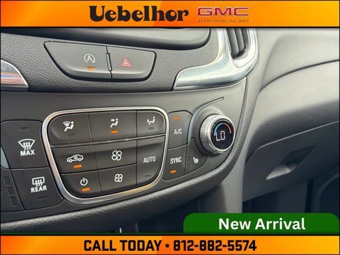 Used 2024 Chevrolet Equinox LT AWD/4WD image 30