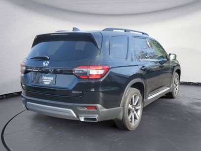 Certified 2025 Honda Pilot Touring