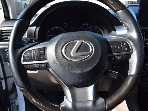 Used 2022 Lexus GX 460 Luxury image 13
