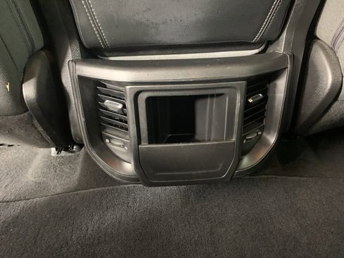 Used 2019 RAM 1500 Big Horn image 33