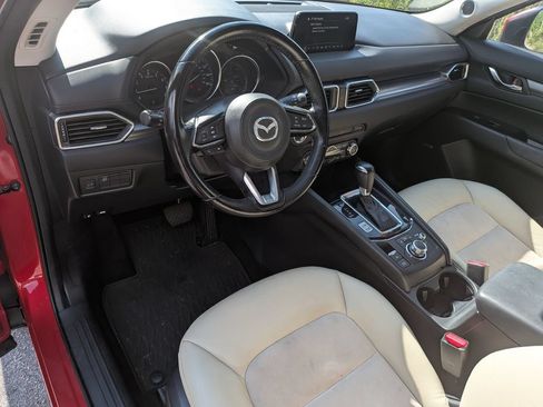 Used 2017 MAZDA CX-5 Touring w/ Preferred Equipment Package FWD image 12