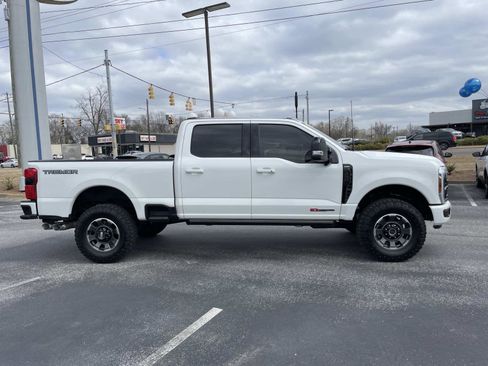 Used 2024 Ford F250 Lariat w/ Lariat Ultimate Package image 2