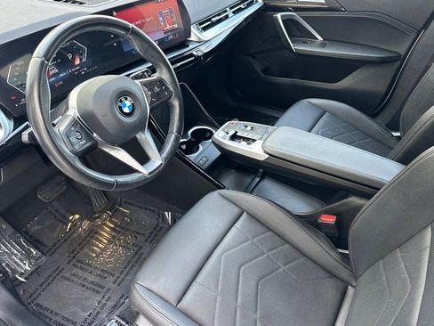 Used 2023 BMW X1 xDrive28i image 9