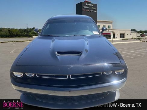 Used 2022 Dodge Challenger GT AWD/4WD image 14