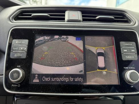 Used 2018 Nissan Leaf SL w/ SL Technology Package image 17