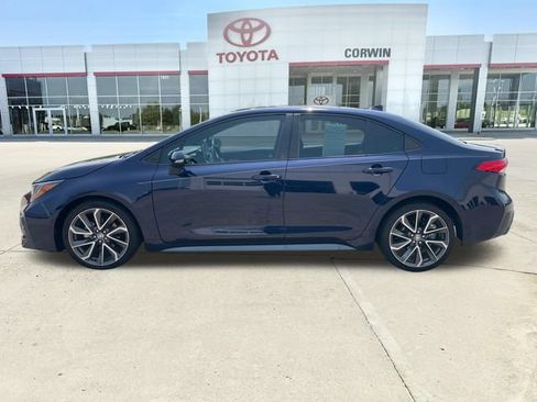 Used 2020 Toyota Corolla SE FWD image 2