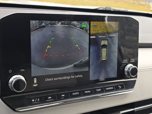 Used 2024 Mitsubishi Outlander SEL image 20