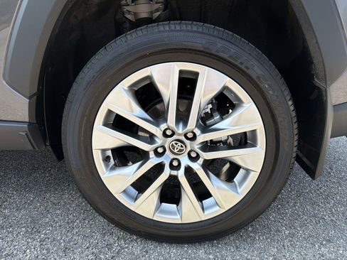 Certified 2025 Toyota RAV4 XLE Premium image 32