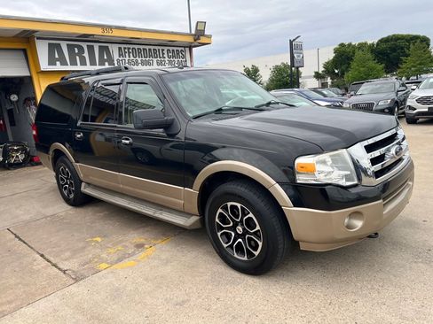 Used 2014 Ford Expedition EL XLT w/ Equipment Group 202A AWD/4WD image 1