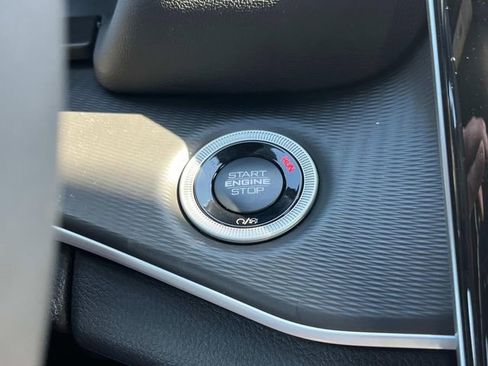 New 2026 Jeep Grand Cherokee Laredo AWD/4WD image 33