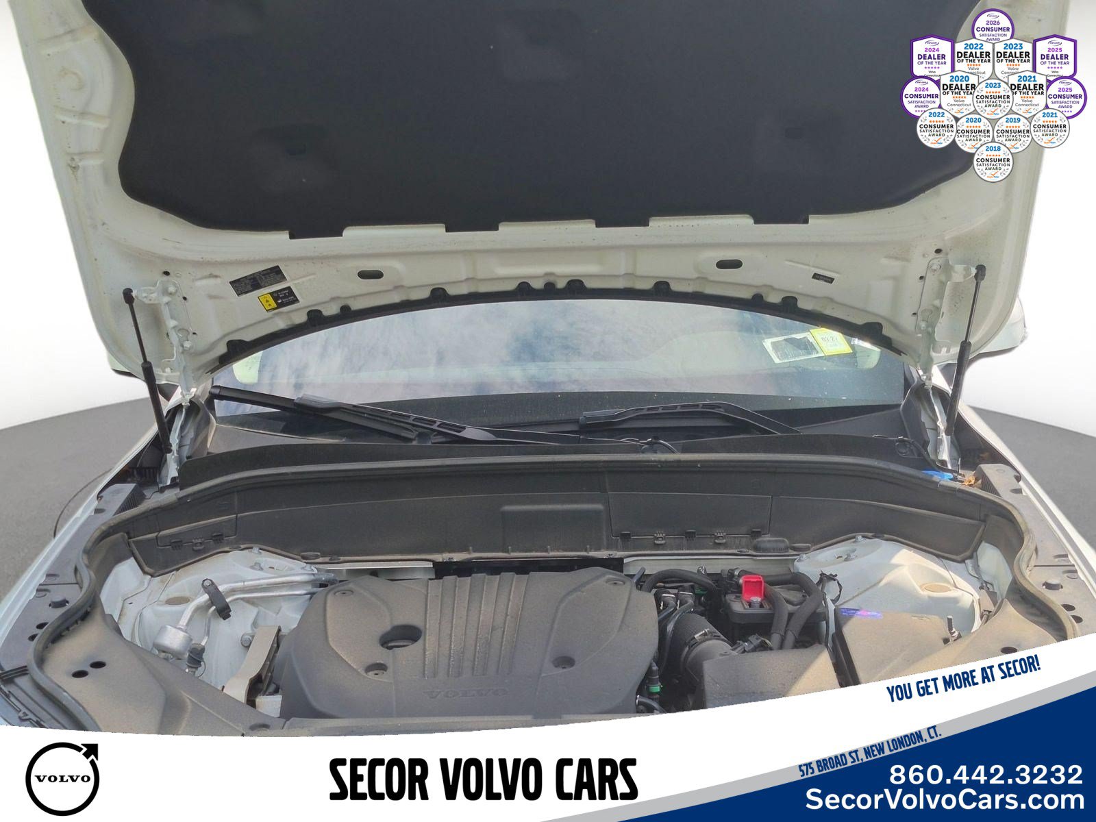 Used 2024 Volvo XC90 B5 Core w/ Protection Package Premier AWD/4WD image 30