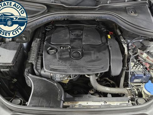 Used 2015 Mercedes-Benz ML 350 4MATIC w/ Premium 1 Package image 39