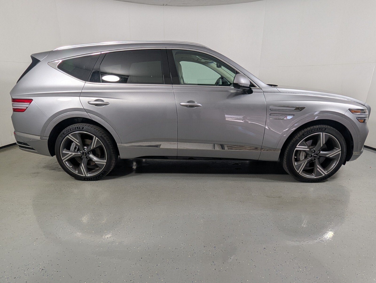 Used 2025 Genesis GV80 3.5T Prestige AWD/4WD image 7